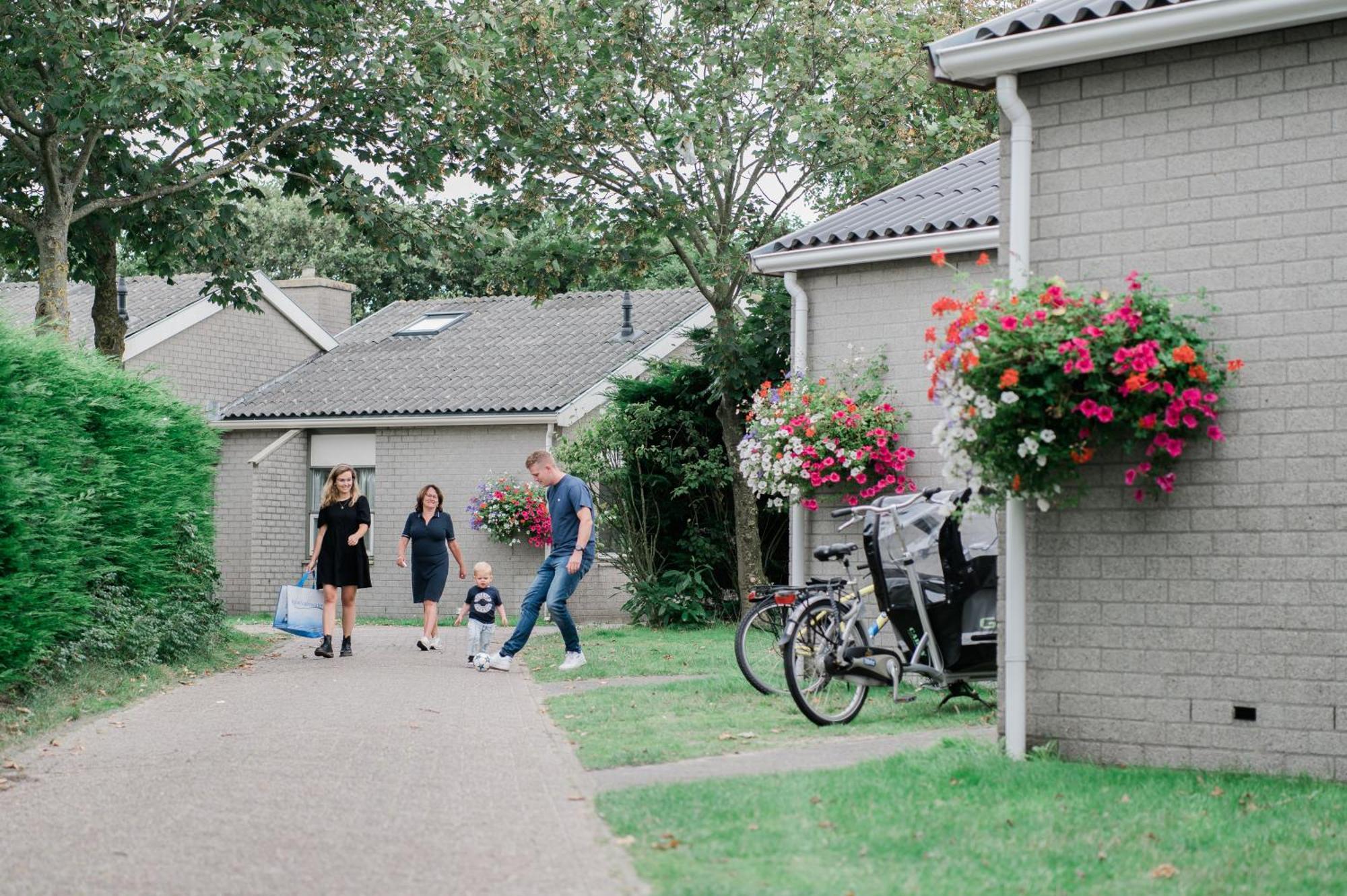 Vakantiepark Klein Vaarwater Buren  Oda fotoğraf